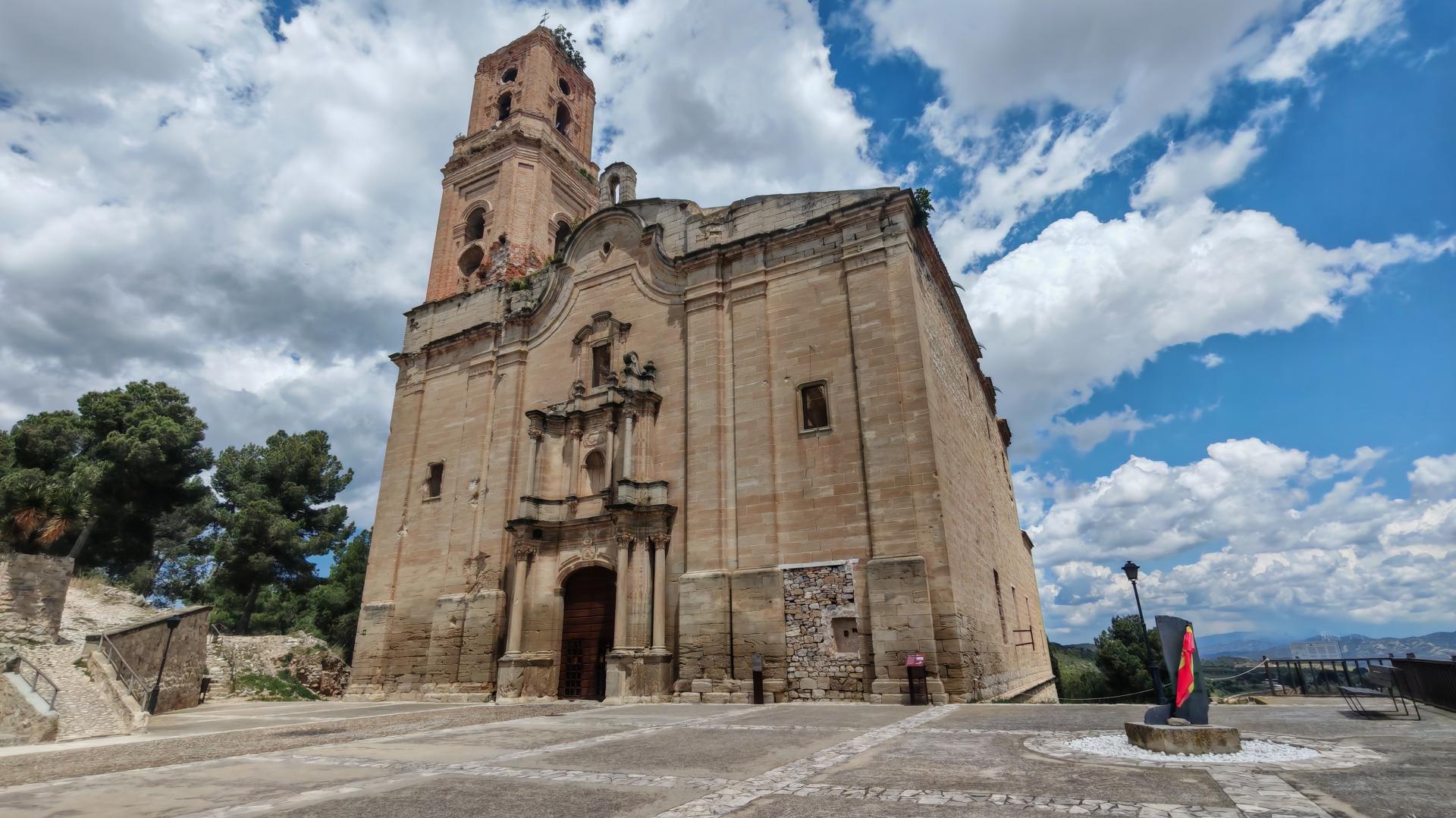 Id Rider: 624 - 2025-05-14 12:53:08 <h2> Antigua iglesia de Corbera d'Ebre</h2>