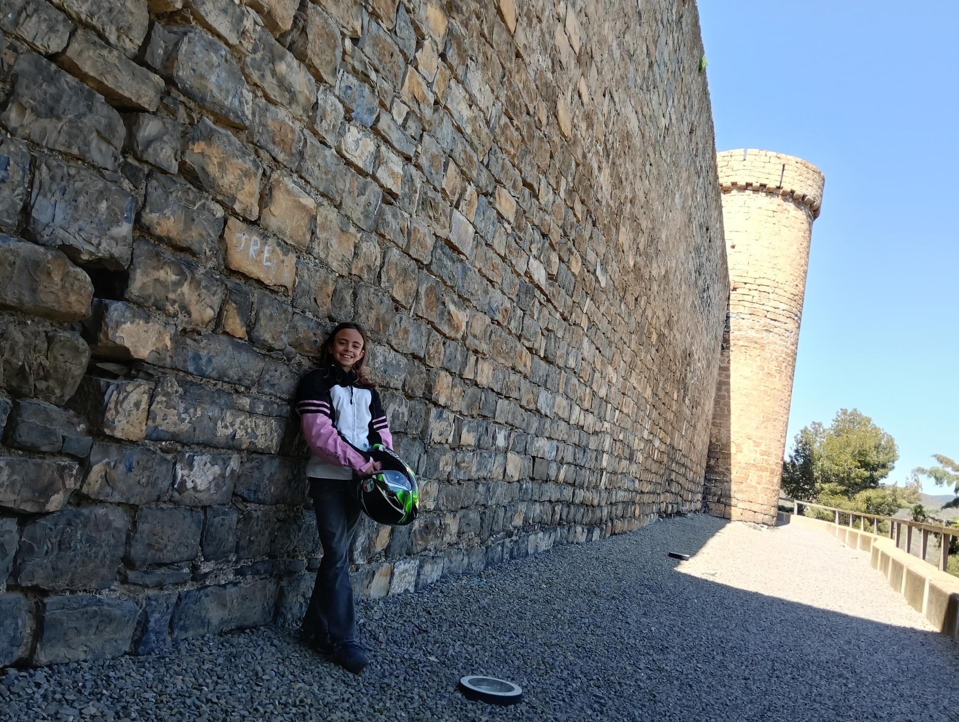 Id Rider: 1666 - 2025-04-25 18:46:35 <h2> Castillo de Cornago</h2>