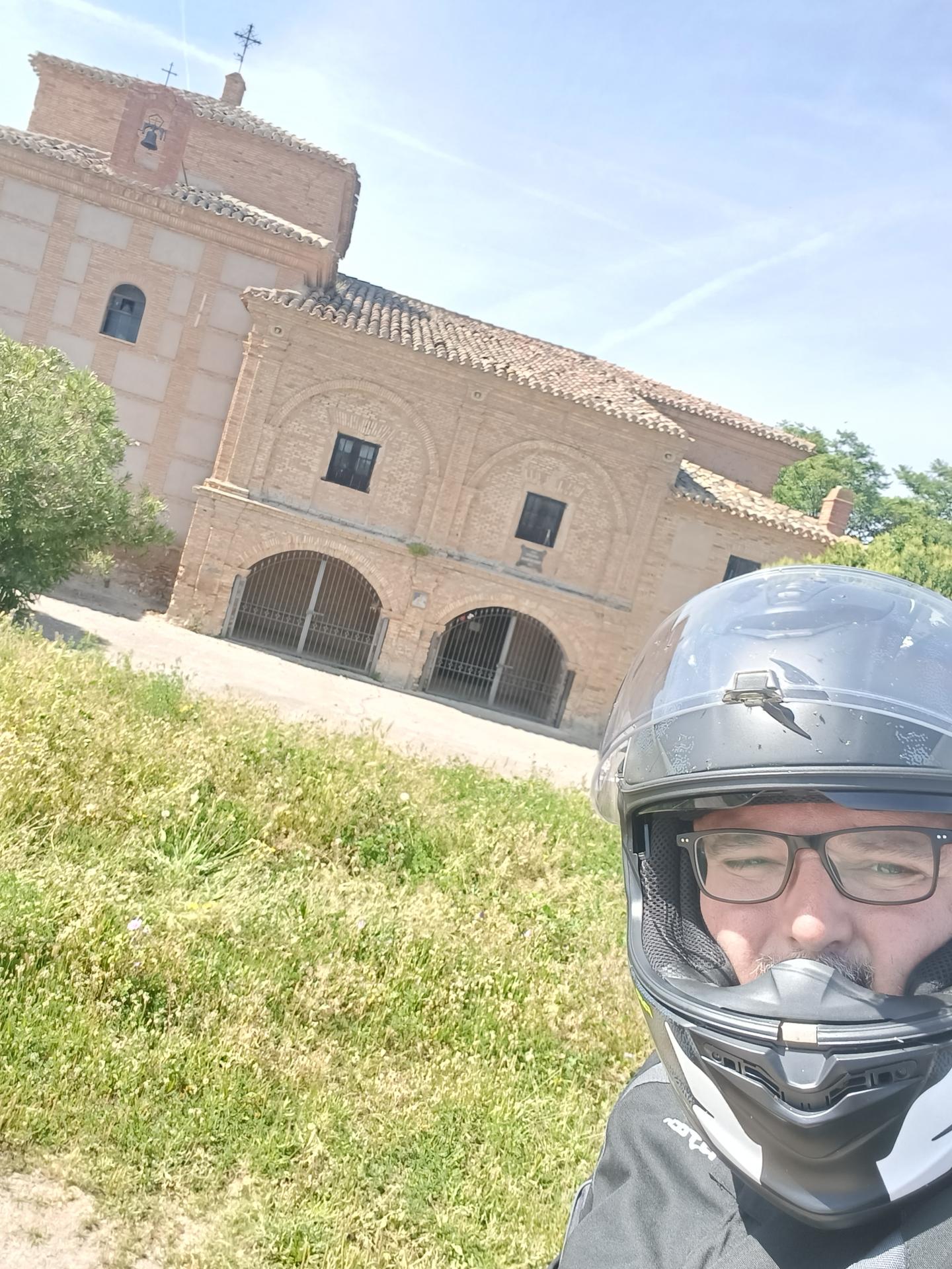 Id Rider: 1666 - 2025-05-27 13:01:56 <h2> Ermita Virgen de Gracia</h2>