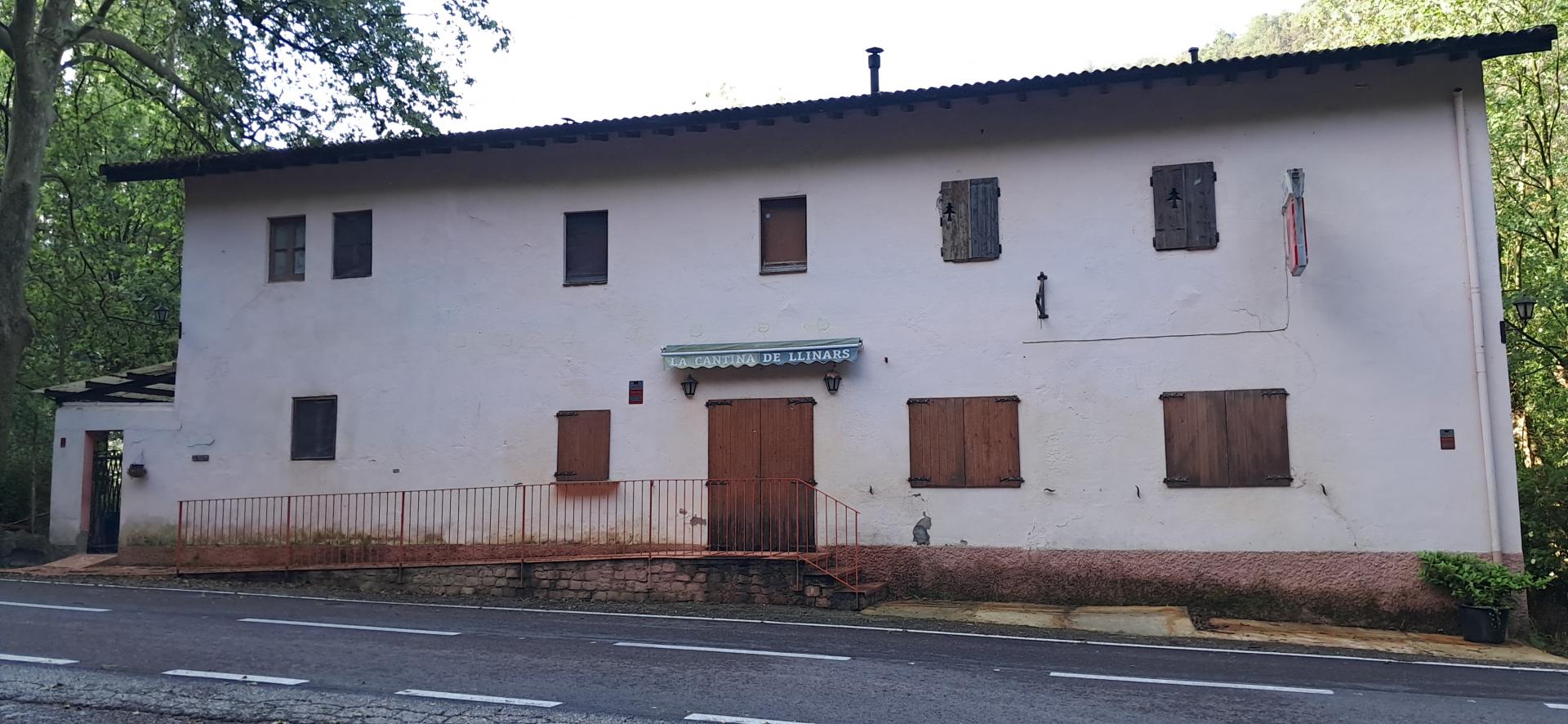 Id Rider: 570 - 2025-06-01 09:05:41 <h2> Restaurant La Cantina de Llinars</h2>
