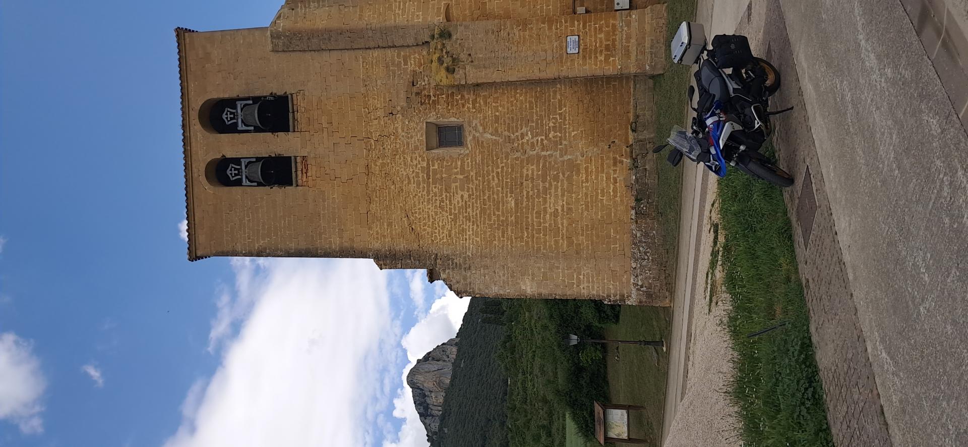 Id Rider: 570 - 2025-06-06 15:22:19 <h2> Iglesia San Millán Unzué</h2>