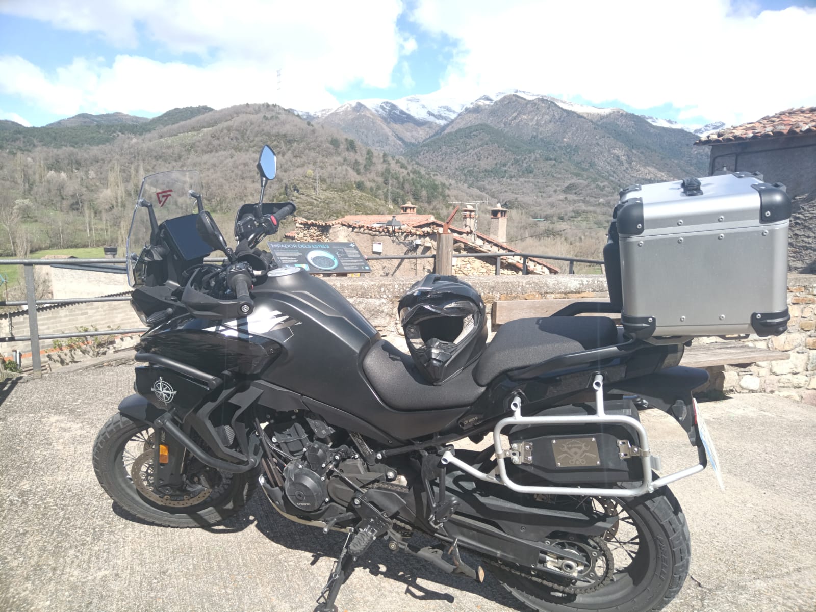 Id Rider: 569 - 2025-04-22 09:19:46 <h2> MIRADOR DELS ESTELS</h2>
