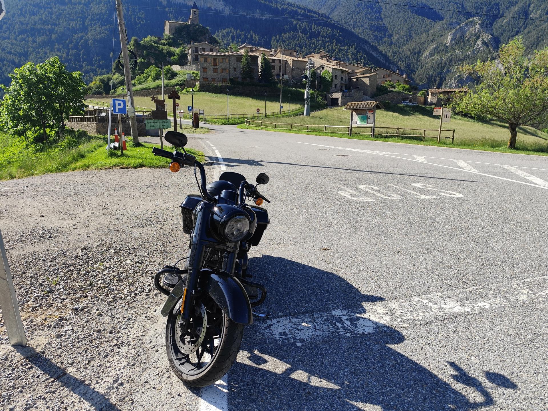 Id Rider: 1689 - 2025-06-06 21:49:33 <h2> Zona Picnic Josa de Cadí</h2>