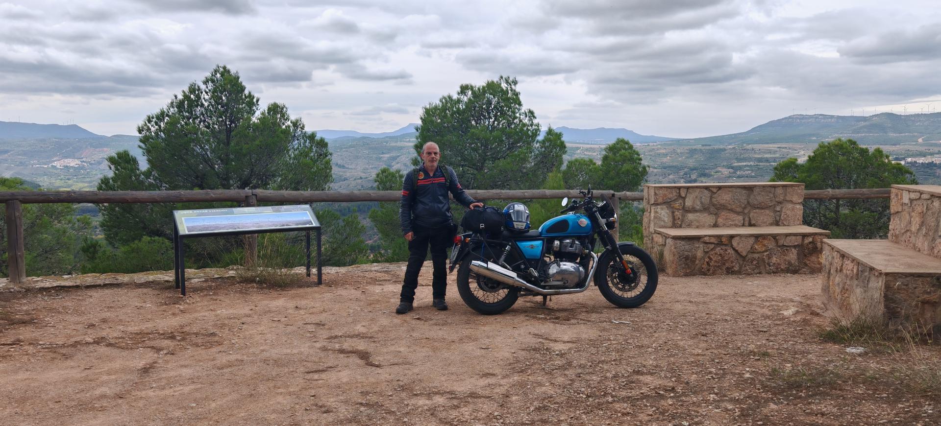 Id Rider: 624 - 2025-10-20 22:33:25 <h2> Mirador de Cuesta Blanca</h2>