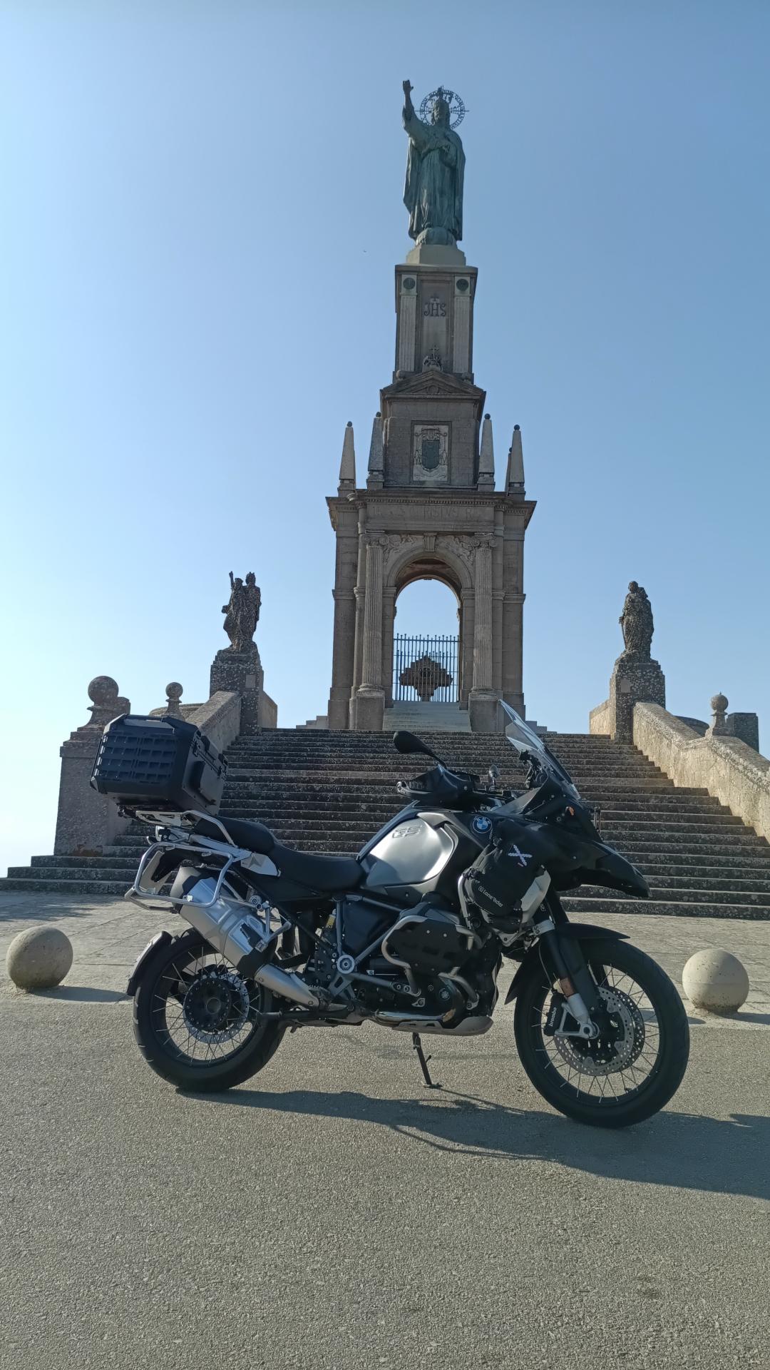 Id Rider: 1655 - 2025-06-07 09:24:14 <h2> Santuario de Sant Salvador</h2>