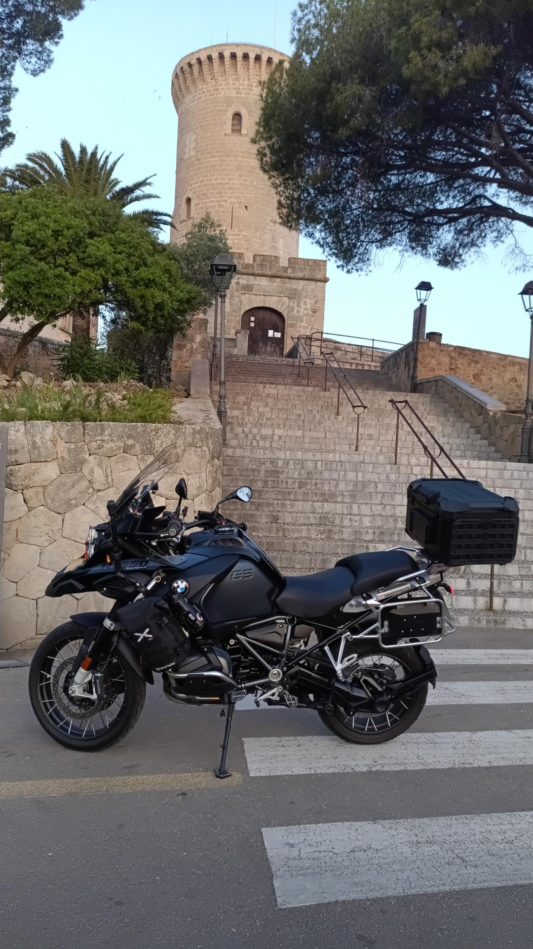 Id Rider: 1655 - 2025-06-21 06:34:47 <h2> Castillo de Bellver</h2>