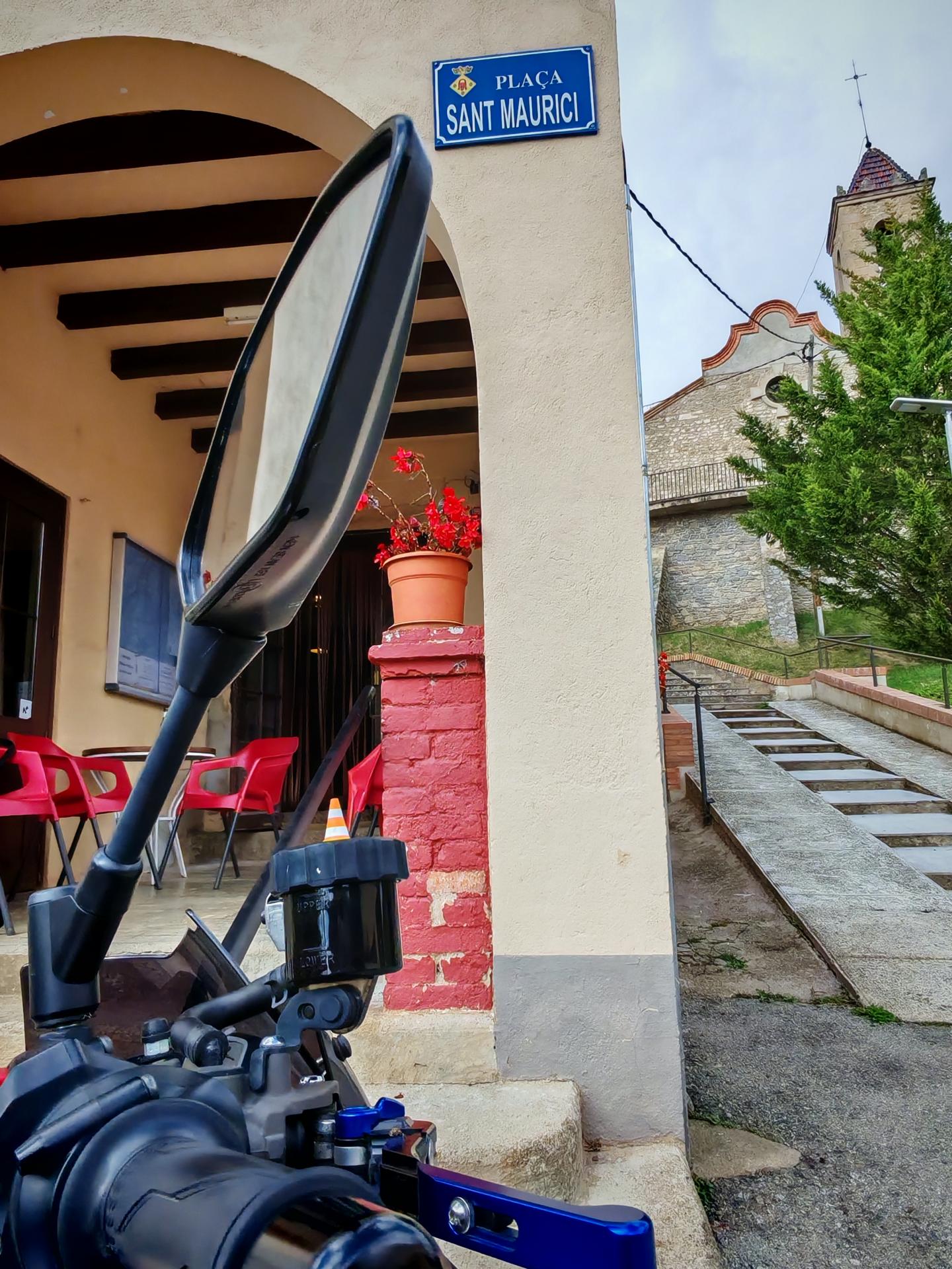 Id Rider: 144 - 2025-10-18 15:57:27 <h2> Hostal Sant Maurici</h2>