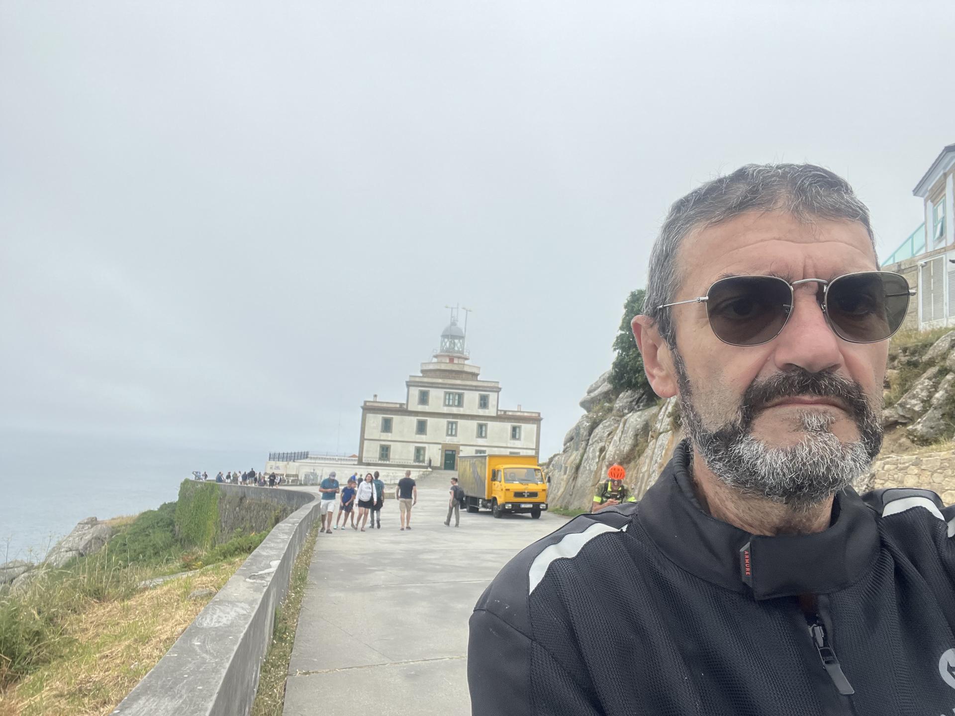 Id Rider: 191 - 2025-06-26 22:14:01 <h2> Faro de Finisterre</h2>