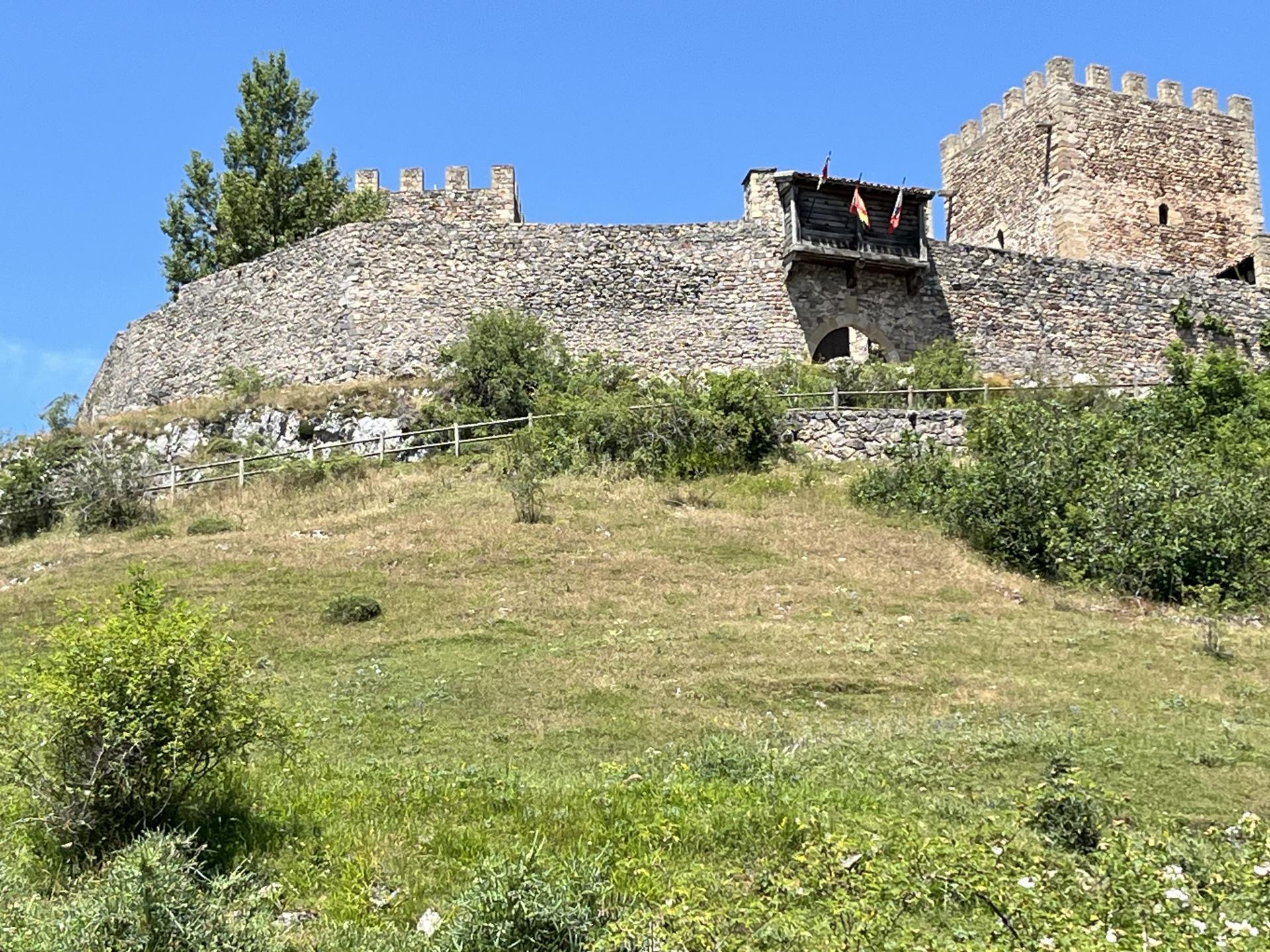Id Rider: 191 - 2025-06-27 22:51:20 <h2> Castillo de Argüeso</h2>