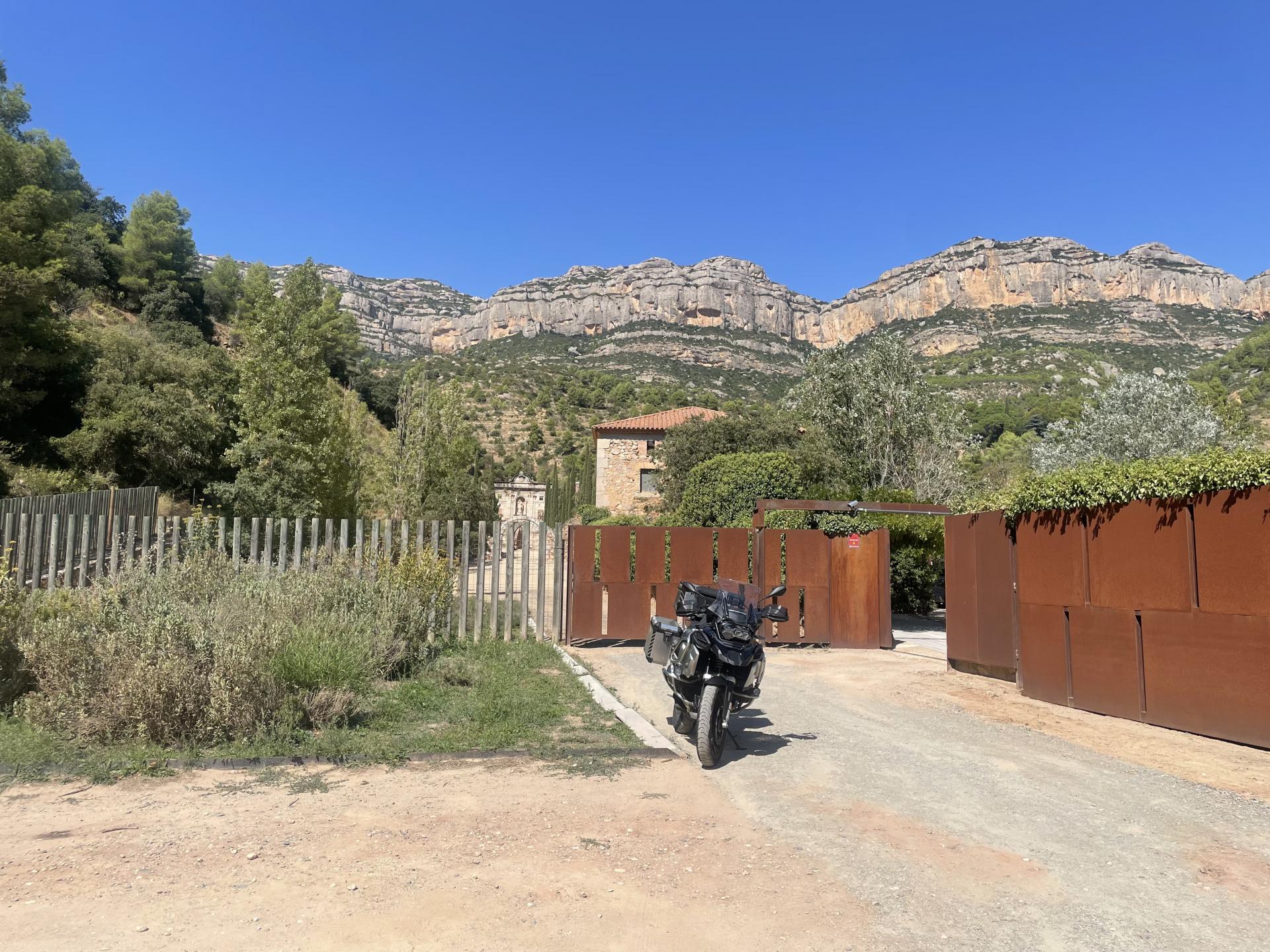 Id Rider: 217 - 2025-09-19 13:56:57 <h2> Cartoixa d'Escaladei</h2>