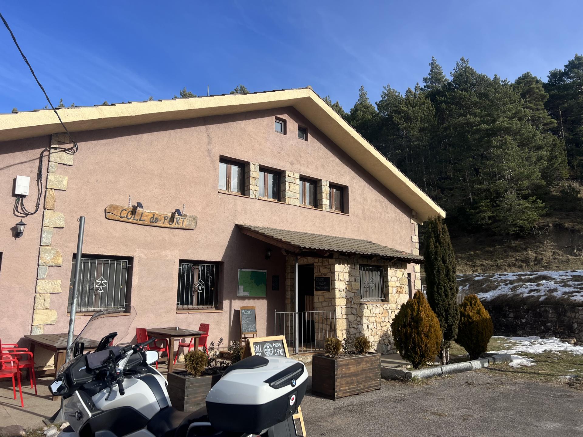 Id Rider: 67 - 2024-12-22 11:55:15 <h2> Restaurant Refugi Coll de Port</h2>