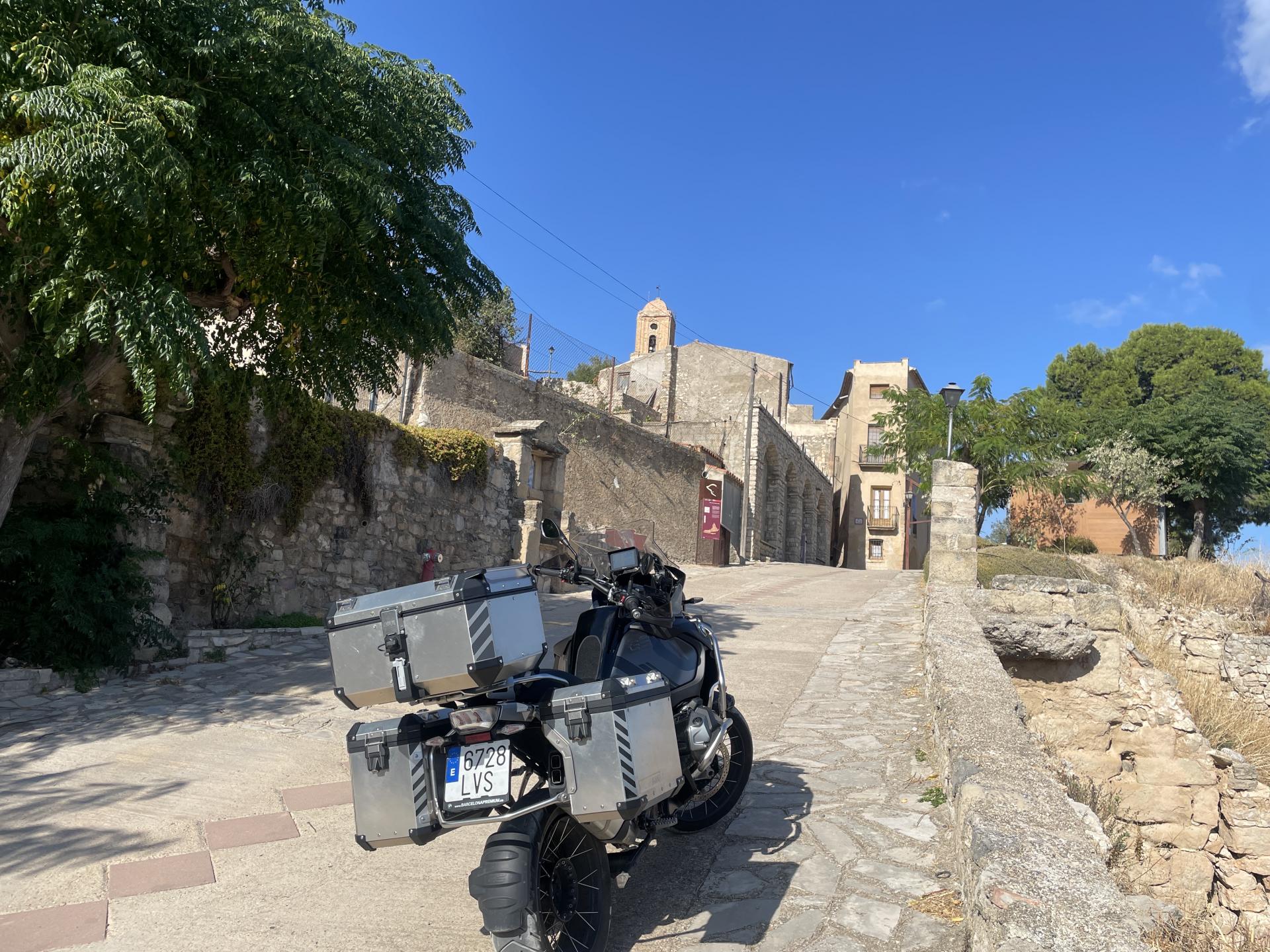 Id Rider: 217 - 2025-09-19 17:04:15 <h2> Antigua iglesia de Corbera d'Ebre</h2>