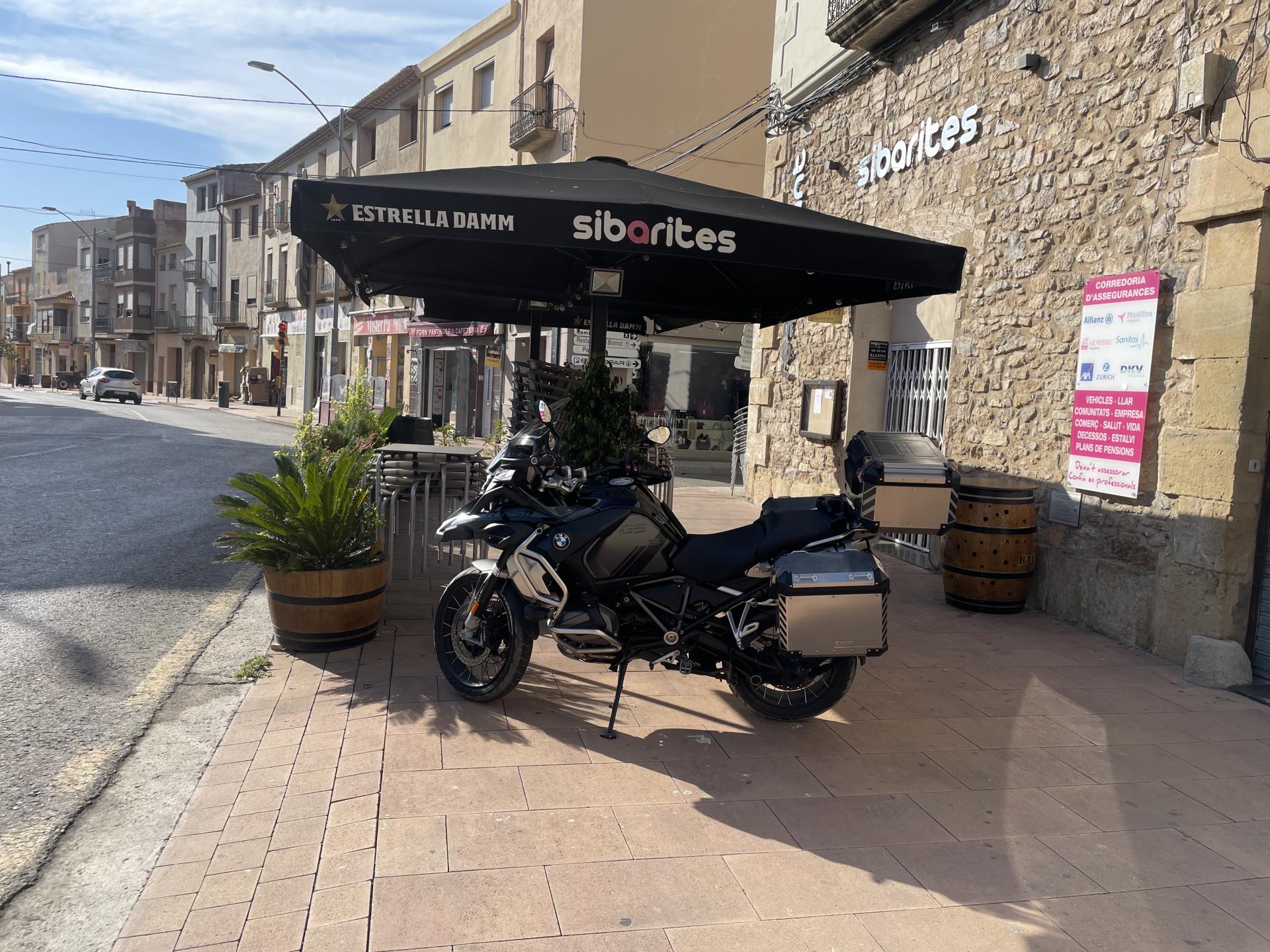 Id Rider: 217 - 2025-09-19 17:17:56 <h2> Restaurant Sibarites</h2>