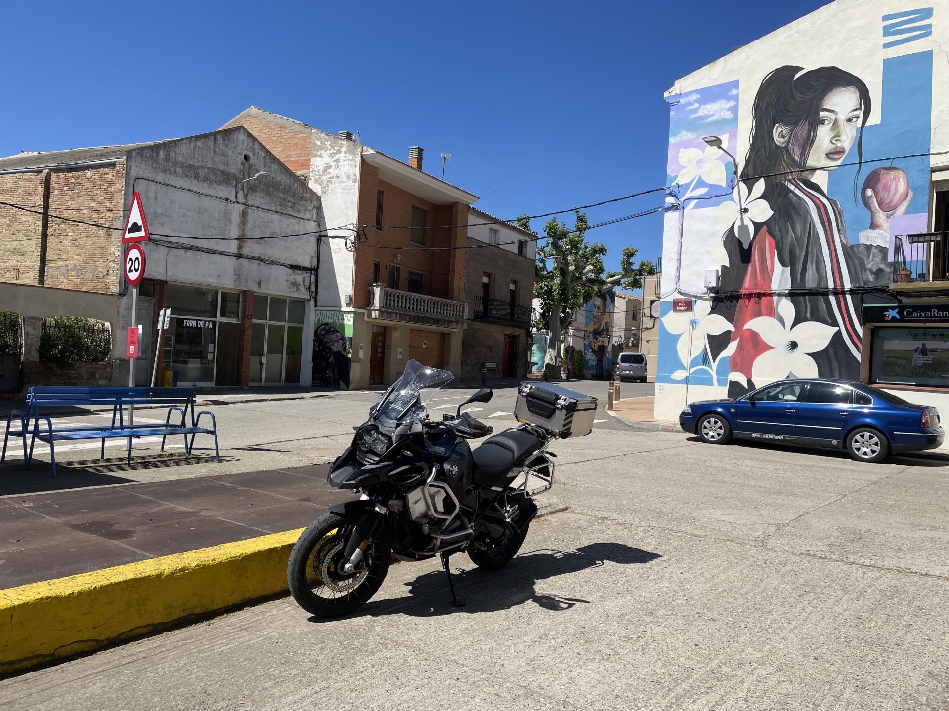 Id Rider: 217 - 2025-05-23 11:49:52 <h2> Grafittis de Penelles</h2>